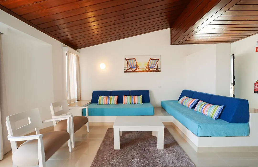 3Hb Golden Beach-1